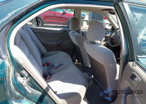 2000 Honda Civic Dx z USA, uszkodzony, nr VIN 2HGEJ6620YH546725